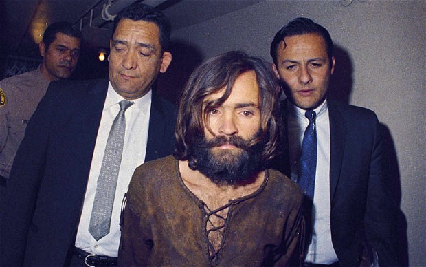 Manson detenido, nace el absurdo mito.
