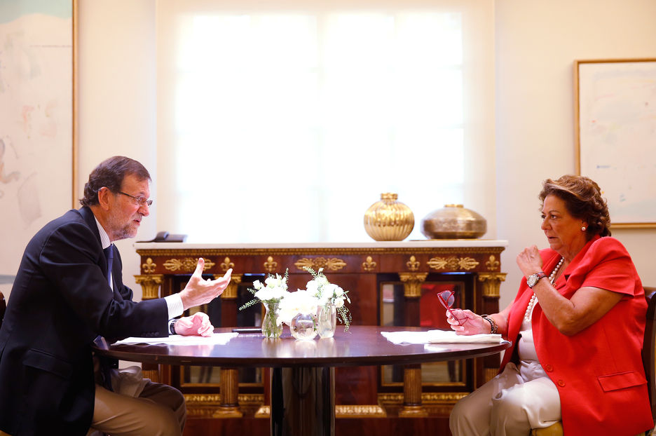 Rajoy y Barberá en una de las imágenes del encuentro colgadas en la web de La Moncloa