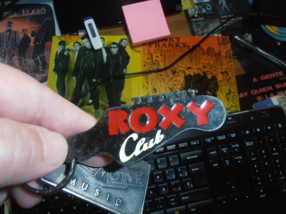 El famoso llavero de Roxy que servía como pase VIP. 