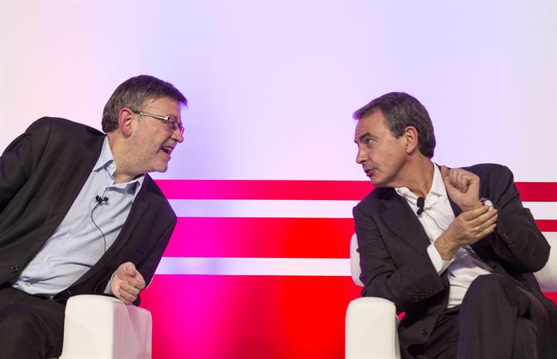 Ximo Puig y Rodríguez Zapatero en el acto. FOTO: M. Bruque /EFE