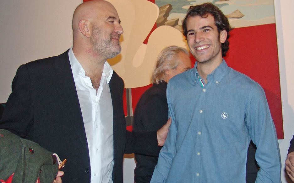 El notario Ximo Serrano, exmarido de Marisa Casalduero, con el hijo de ambos, Guillermo Serrano