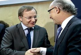 El conseller Juan Carlos Moragues con el ministro Montoro
