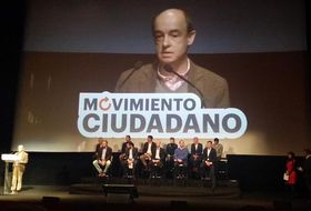 Fernando Maura en el acto de Movimiento Ciudadano junto a Rivera