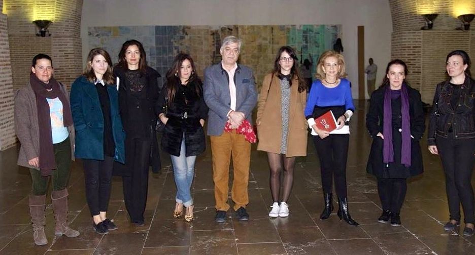Algunas de las galeristas con Lagardera y Beneyto, en las Atarazanas.