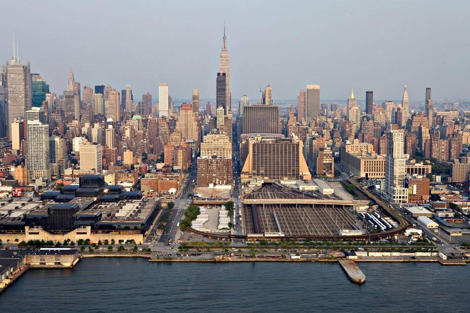 NEW YORK, NEW YORK (from denverpost.com)