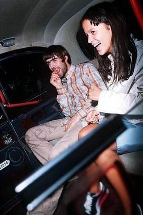 Liam Gallagher y Lisa Moorish