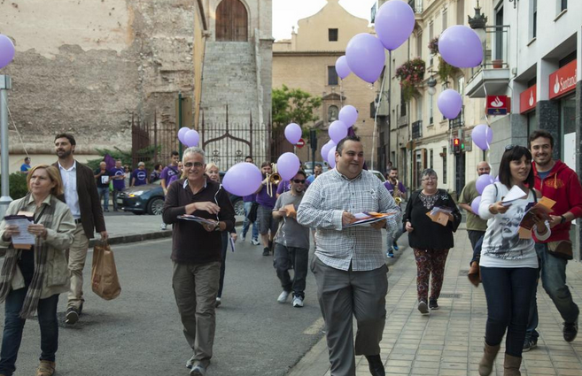 Último acto de Podemos en el centro de Valencia celebrado este viernes