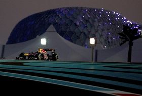 Webber sobre el espectacular circuito árabe