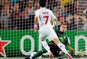 Pato batió a Valdés en Barcelona 