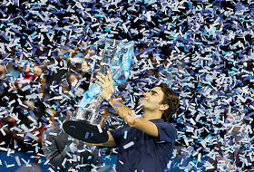 Federer levantó otro título 