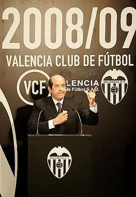 Manuel Llorente el día que accedió a la presidencia del club