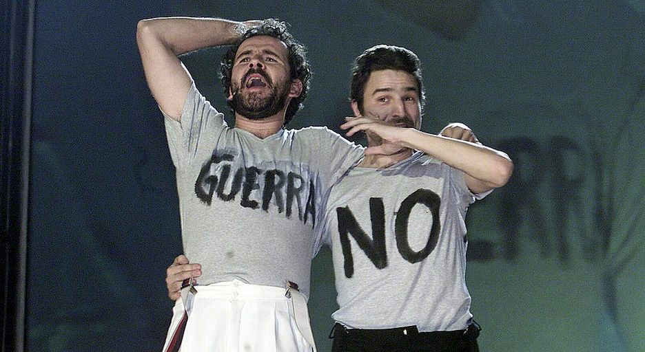 Alberto San Juan y Guillermo Toledo, en la gala de 2003