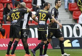 Koné celebra su gol con Valdo
