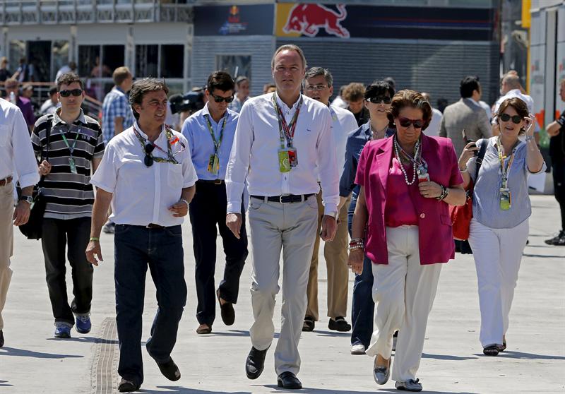 Alberto Fabra y Rita Barberá en el Gran Premio de Europa