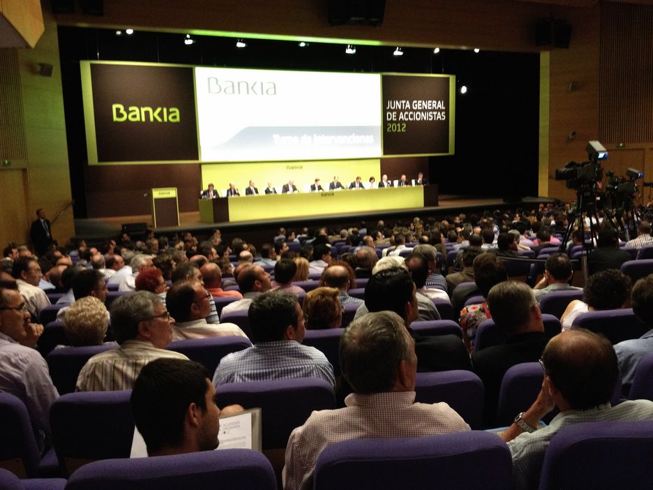 La junta de accionistas de Bankia con el consejo al fondo | Eva Máñez