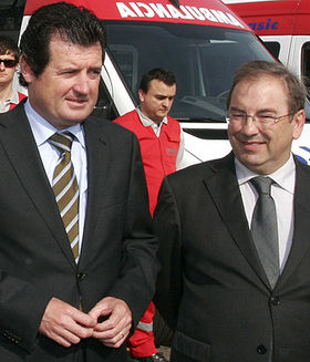 El vicepresidente José Císcar y el conseller de Sanidad, Luis Rosado