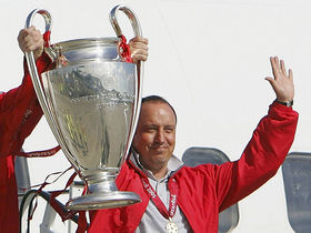 Rafa Benitez ganó la Champions con el Liverpool