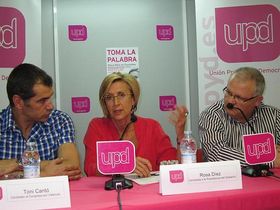 Rosa Díez junto al diputado Toni Cantó y el líder autonómico, Romain Muzzati