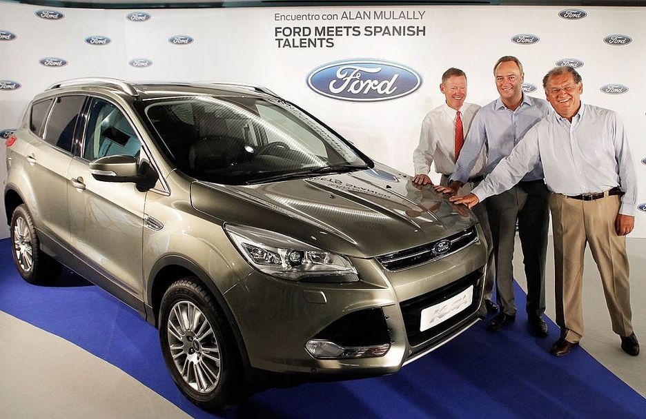 Alberto Fabra junto al presidente de Ford Motor Company, Allan Mullaly, en un encuentro el pasado mes de agosto
