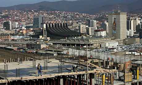 Edificios en construcción en Pristina, capital de Kosovo