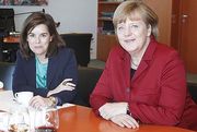 Merkel ofrece su ayuda a Santamaría para frenar el paro juvenil con la FP dual