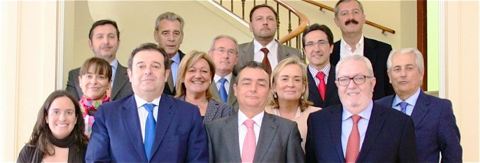 La cúpula de la CEV y los diputados y senadores valencianos del PP