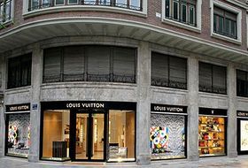 Louis Vuitton en la calle Salvá