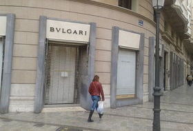 Tienda de Bulgari en Valencia, cerrada la pasada semana