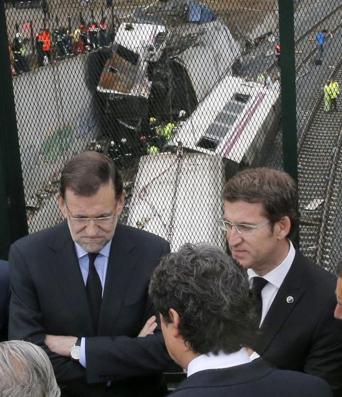 Rajoy y Feijóo, en el lugar del accidente