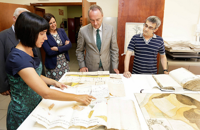 El presidente Fabra en una visita reciente al Archivo de la Corona de Aragón