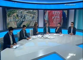 Mesa de debate con periodistas valencianos