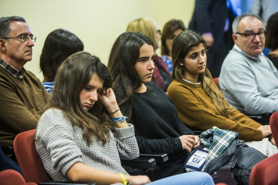 HOMENAJE A ERNEST LLUCH POR LA FACULTAT D'ECONOMÍA (FOTOS: EVA MAÑEZ)