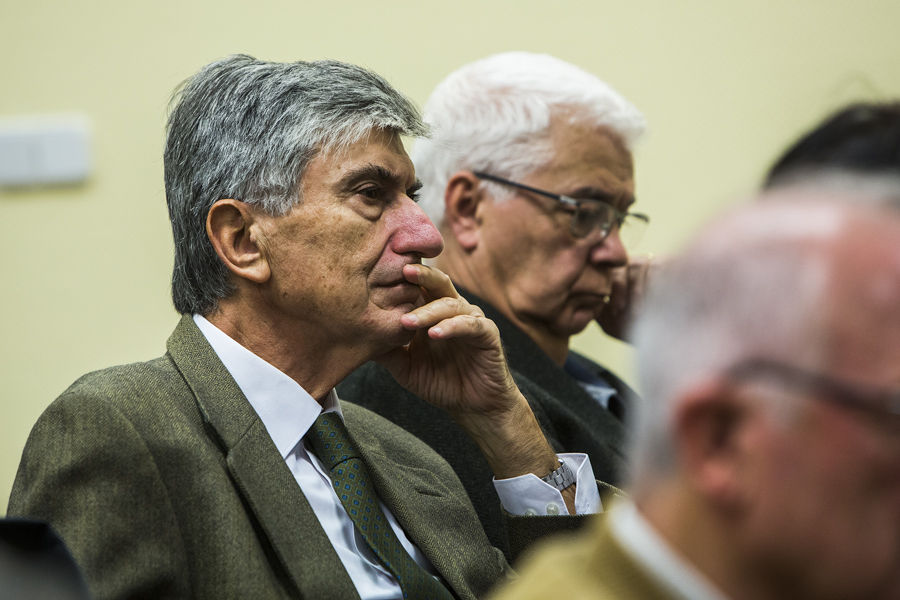 HOMENAJE A ERNEST LLUCH POR LA FACULTAT D'ECONOMÍA (FOTOS: EVA MAÑEZ)