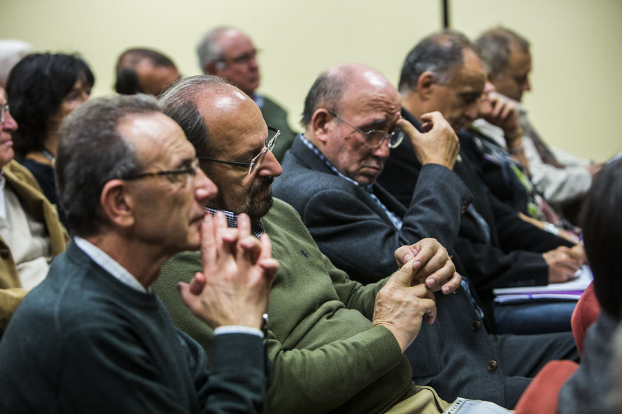 HOMENAJE A ERNEST LLUCH POR LA FACULTAT D'ECONOMÍA (FOTOS: EVA MAÑEZ)