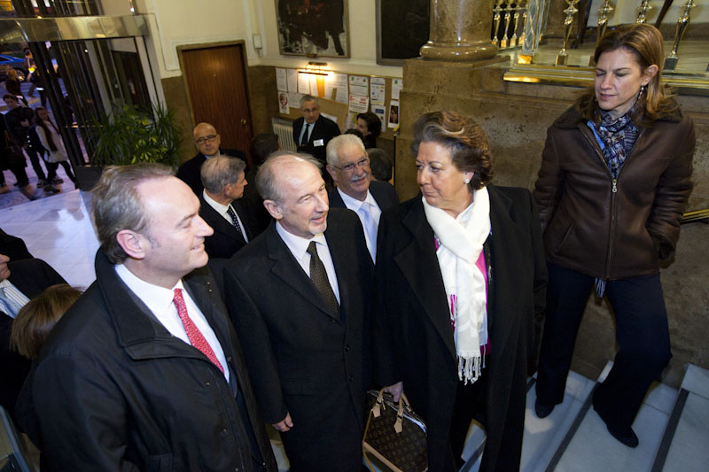 LA NOCHE DE RODRIGO RATO EN EL ATENEO DE VALENCIA (Febrero de 2012/ Fotos: Biel Aliño)