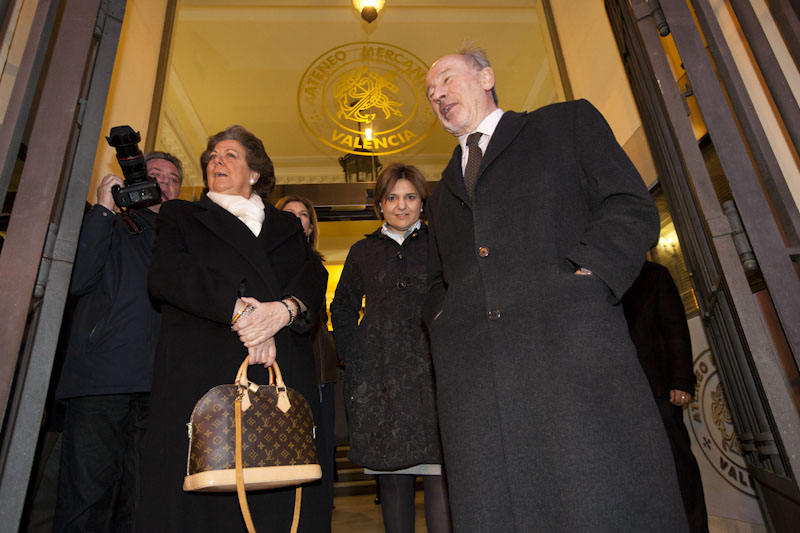 LA NOCHE DE RODRIGO RATO EN EL ATENEO DE VALENCIA (Febrero de 2012/ Fotos: Biel Aliño)